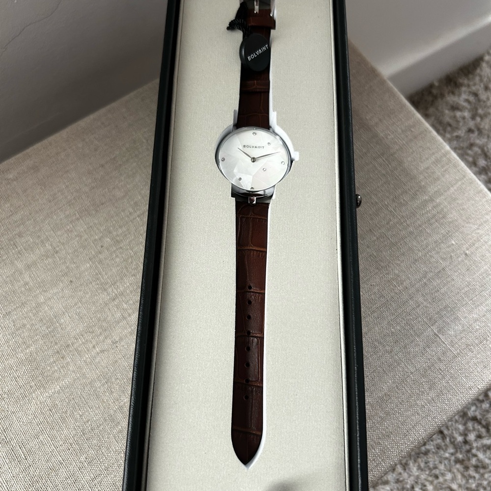 Bolvaint-Paris vainui mother of pearl watch
